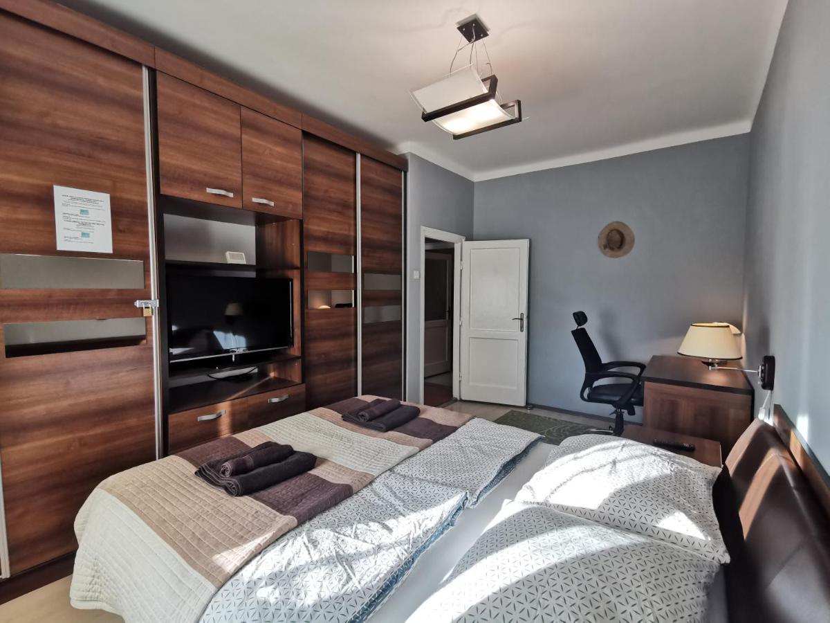 מישקולץ Smart Business Apartman מראה חיצוני תמונה